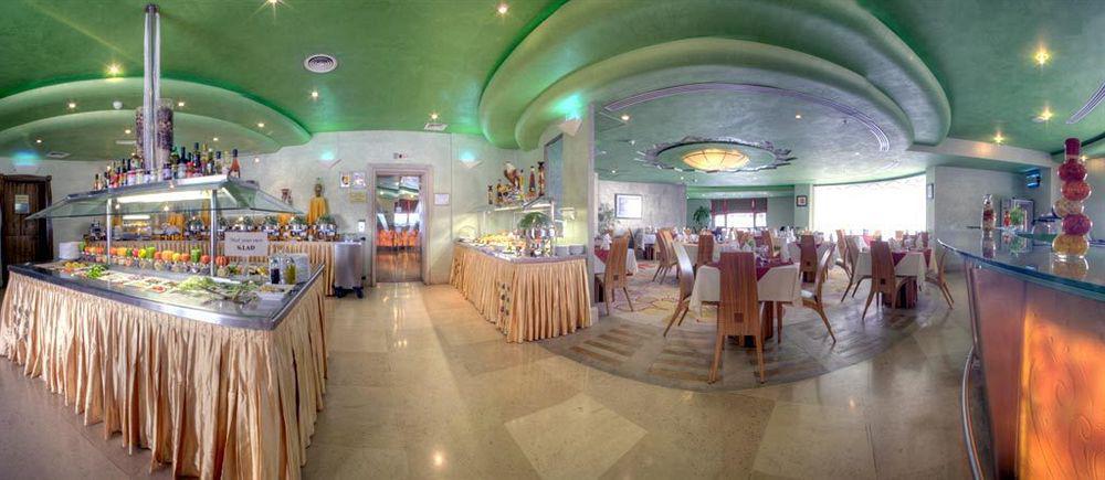 Oryx Hotel Abu Dzabi Beltér fotó